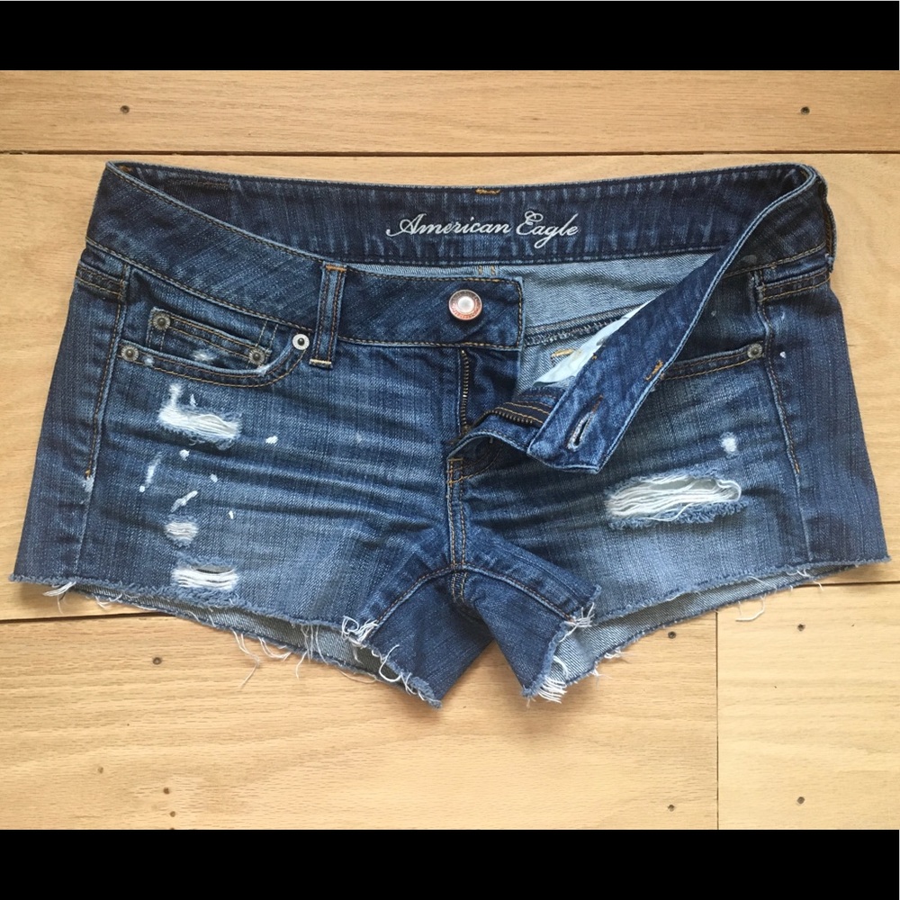 American Eagle low rise jean shorts